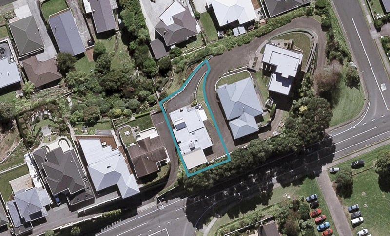 440 Devon Street West, Lynmouth, New Plymouth - Carousel 1