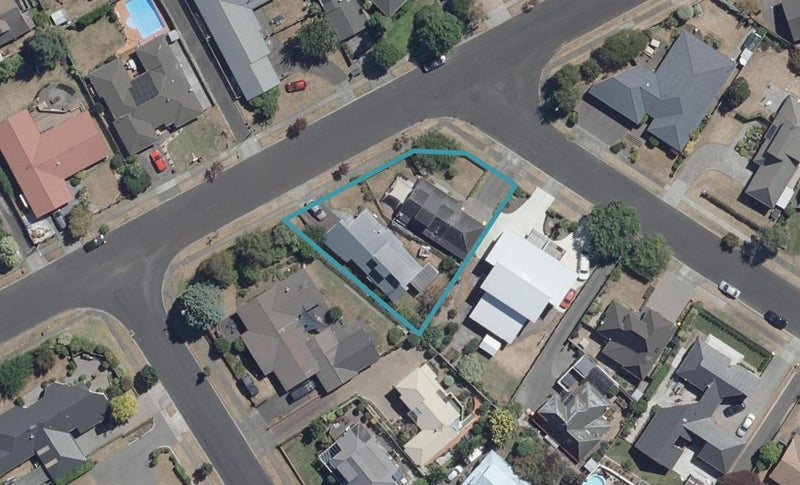5 Ashley Street, St Andrews, Hamilton - Carousel 1