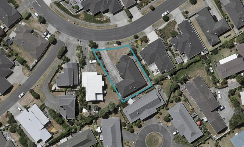 22 Monarch Place, Paraparaumu Beach, Paraparaumu - Carousel 1