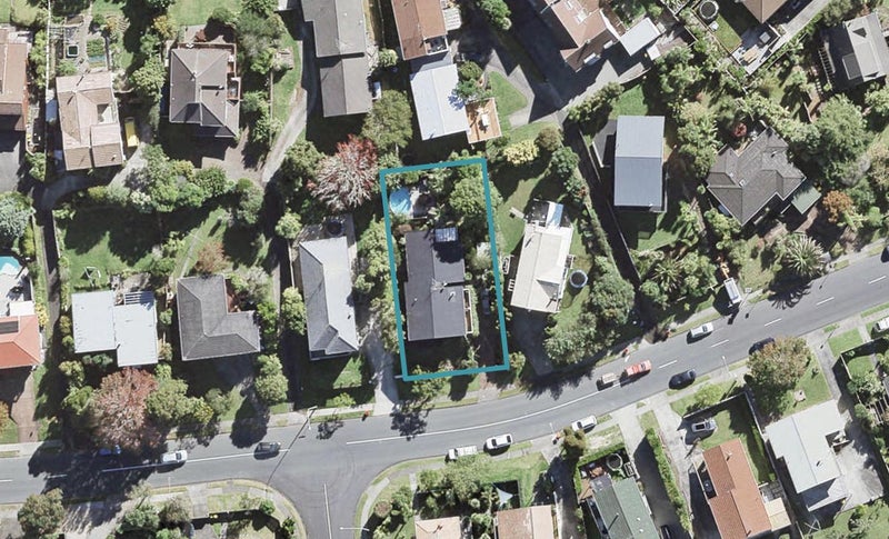 187 Glamorgan Drive, Torbay, Auckland - Carousel 1