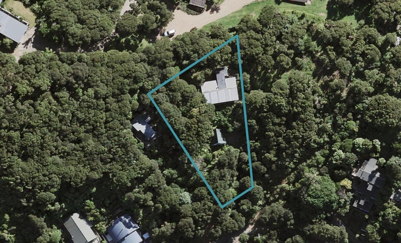 94 Fairview Crescent, Omiha, Waiheke Island - Carousel 1