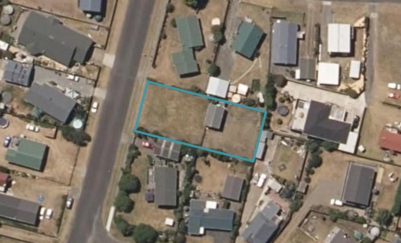 58 Kahukura Avenue, Waitārere Beach, Levin - Carousel 1