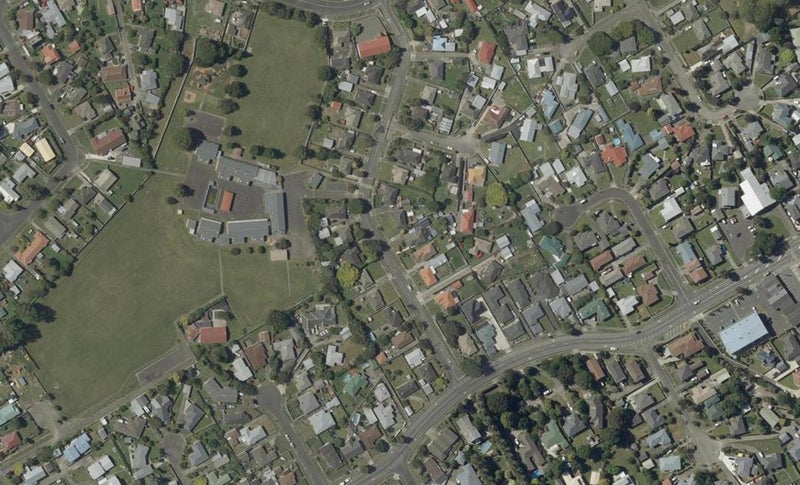 15 Rochester Street, Awapuni, Palmerston North - Carousel 1