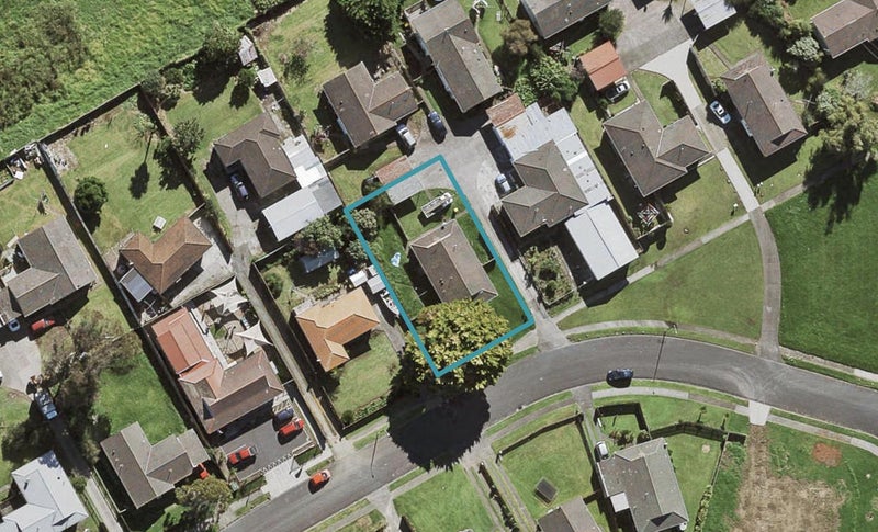 28 Kirkella Crescent, Mangere East, Auckland - Carousel 1
