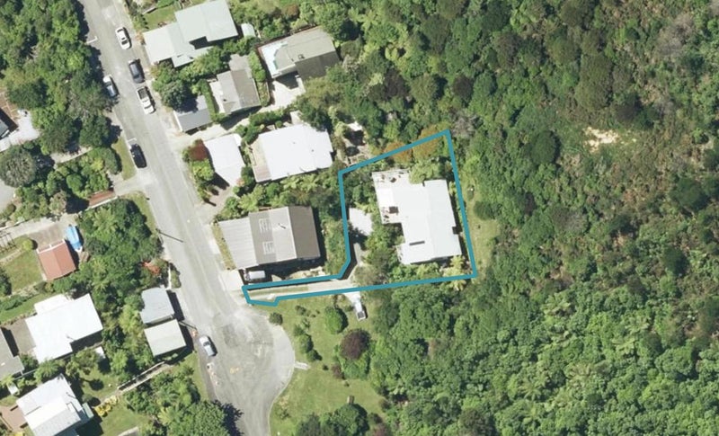 12A Amelia Crescent, Waikawa, Picton - Carousel 1