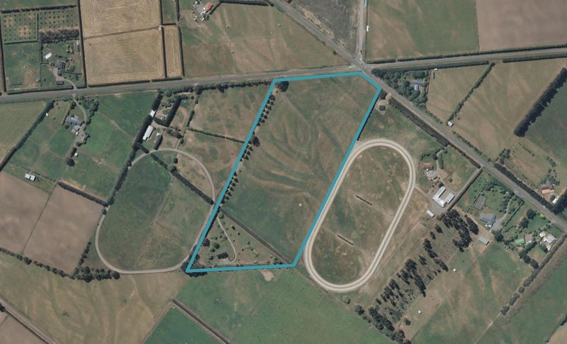 949 Newtons Road, Christchurch - Carousel 1