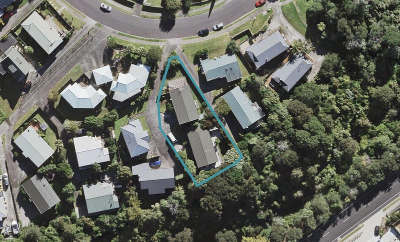 1/6 Fernlea Rise, Bayview, North Shore City - Carousel 1