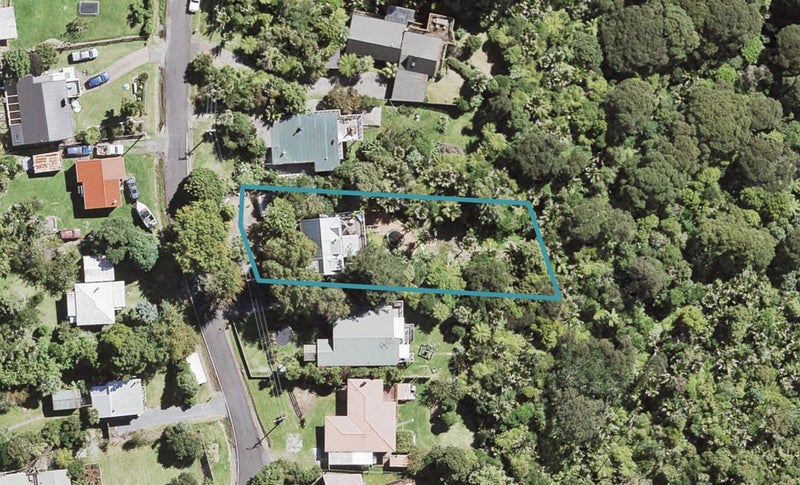 53 Tane Road, Laingholm, Auckland - Carousel 1