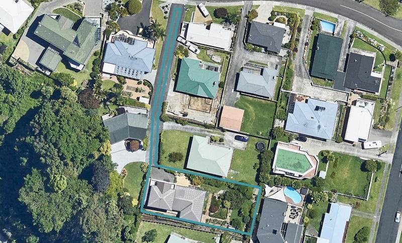 12 Mana Street, Otumoetai, Tauranga - Carousel 1