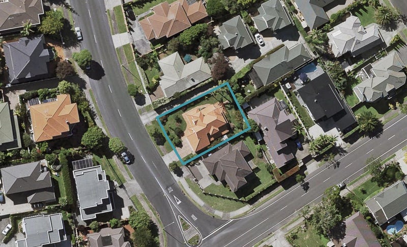 36 Gerard Way, Saint Johns, Auckland - Carousel 1
