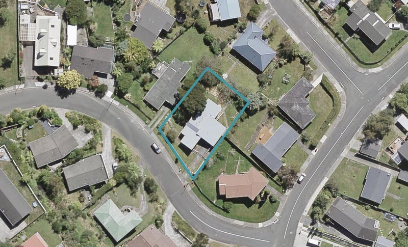 4 Duncraig Street, Silverstream, Upper Hutt - Carousel 1