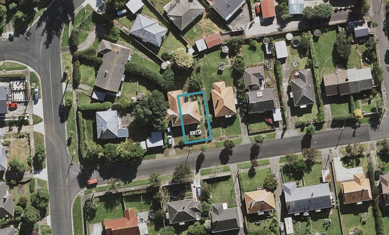 2D Roosevelt Avenue, Onehunga, Auckland - Carousel 1
