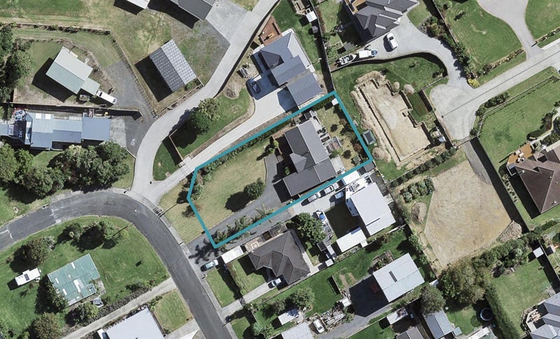 10 Keven Road, Pukekohe - Carousel 1