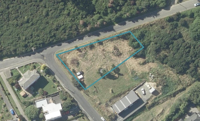 22 Ascog Road, Ravensbourne, Dunedin - Carousel 1