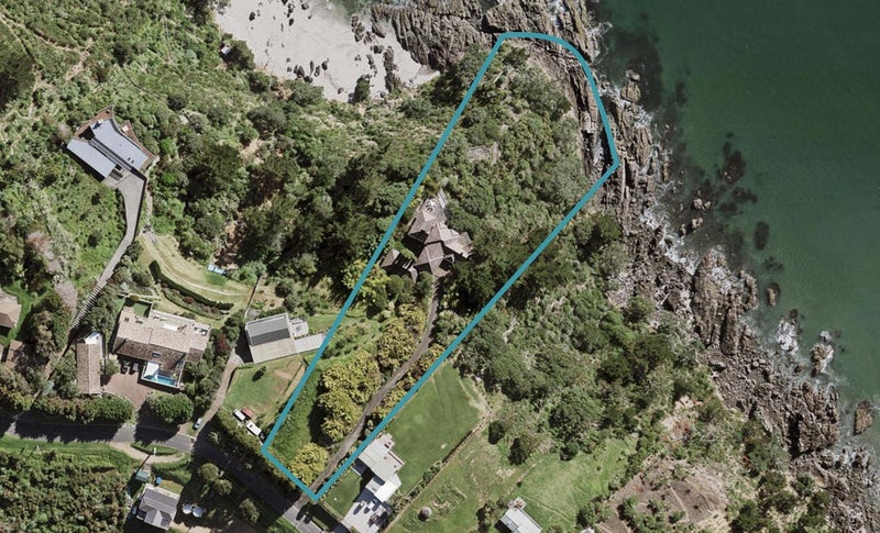 330 Sea View Road, Ostend, Waiheke Island - Carousel 1