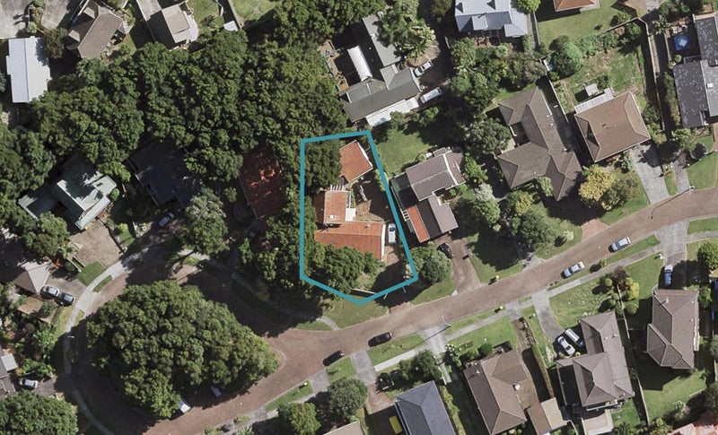 29 Paulownia Place, Totara Heights, Auckland - Carousel 1
