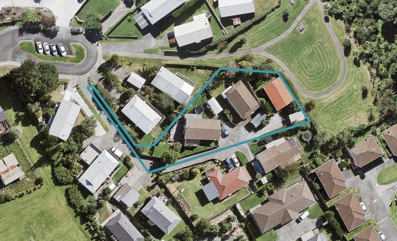 1/53 Lavelle Road, Henderson, Auckland - Carousel 1