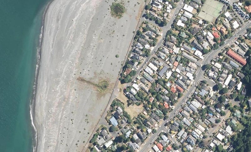 44 Pukatea Street, Eastbourne, Lower Hutt - Carousel 1