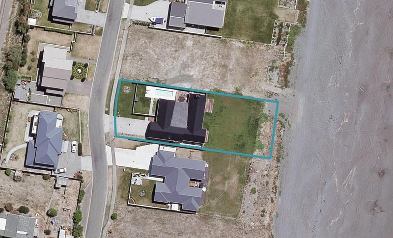 6 Mer Place, Bay View, Napier - Carousel 1