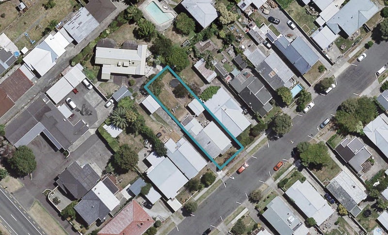 10 Campaign Street, Napier South, Napier - Carousel 1