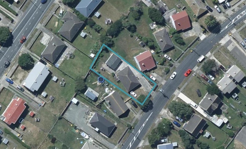 29 Astrolabe Street, Cannons Creek, Porirua - Carousel 1