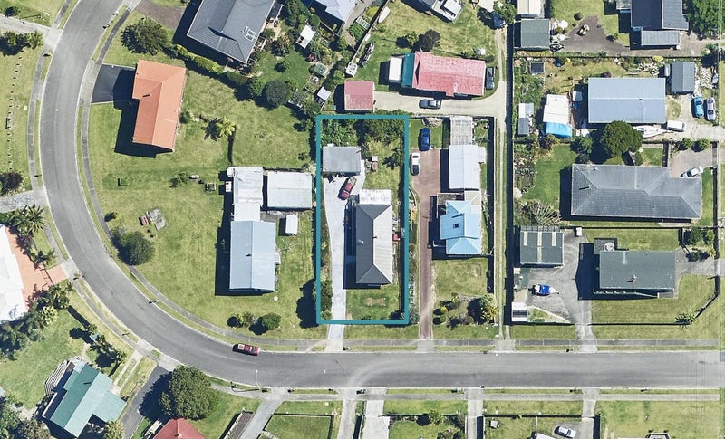 8 Ngaparaoa Drive, Maketu, Te Puke - Carousel 1