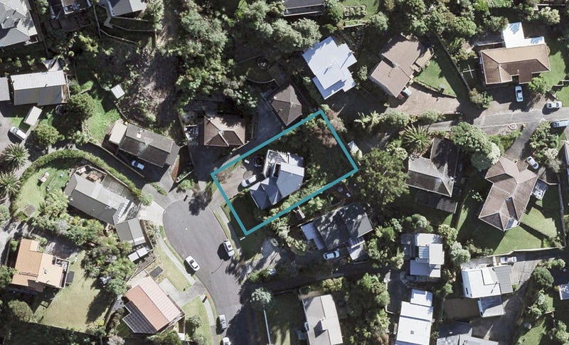 57 Topliss Drive, Northcross, Auckland - Carousel 1
