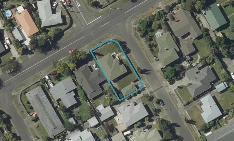 16 Kapiti Place, Awapuni, Palmerston North - Carousel 1