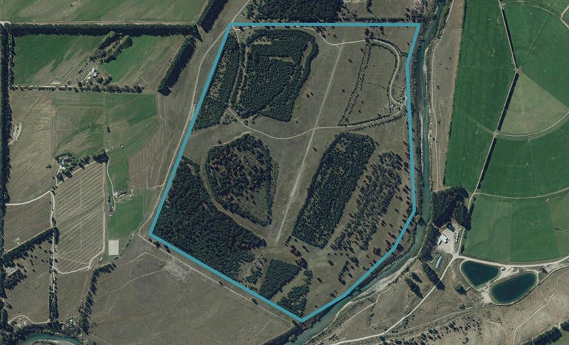 172 Camp Hill Road, Wanaka - Carousel 1