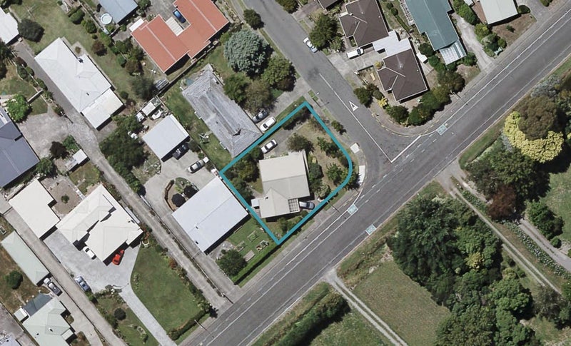 35 Usherwood Crescent, Akina, Hastings - Carousel 1