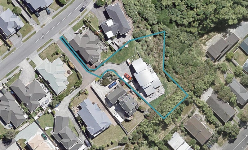 100 Redvers Drive, Belmont, Lower Hutt - Carousel 1
