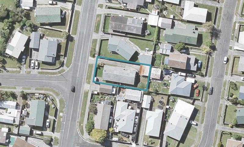 2/252 Wellington Road, Wainuiomata, Lower Hutt - Carousel 1