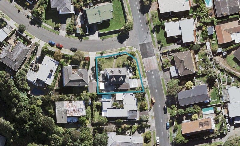 2 Heaton Grove, Chatswood, Auckland - Carousel 1
