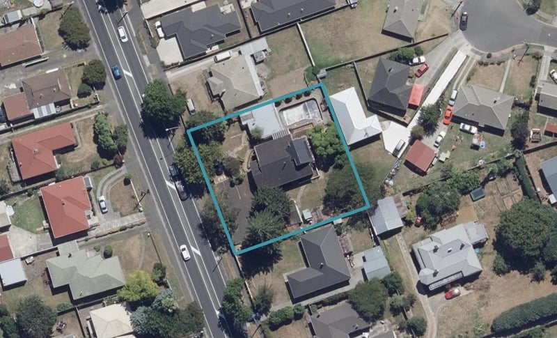 332 Peachgrove Road, Fairfield, Hamilton - Carousel 1