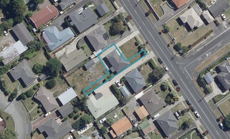 2/17 Sandwich Road, St Andrews, Hamilton - Carousel 1