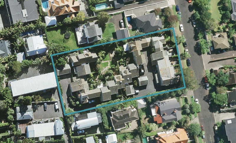 8/8 Hamilton Road, Herne Bay, Auckland - Carousel 1