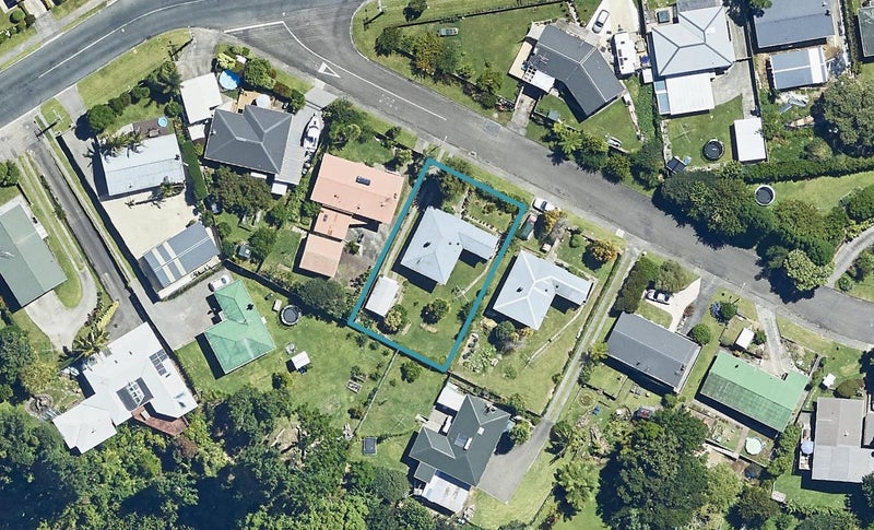 5 Clifton Terrace, Brookfield, Tauranga - Carousel 1