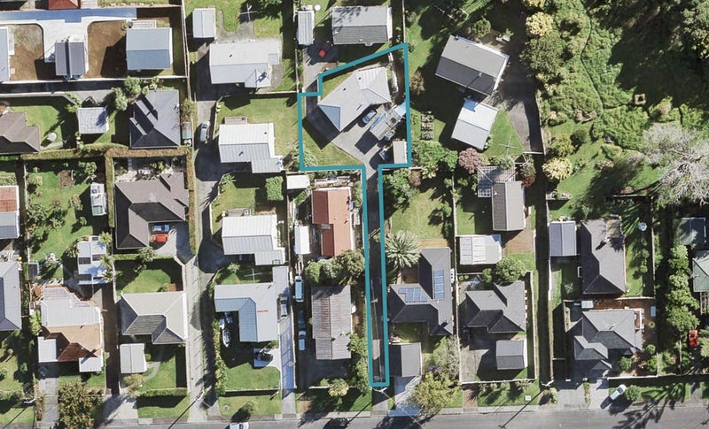 34A Totara Road, Te Atatu Peninsula, Auckland - Carousel 1