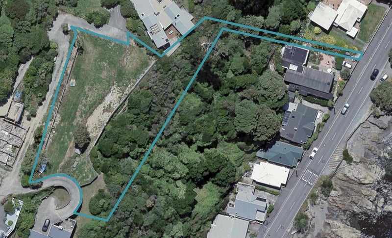 50C Nevay Road, Karaka Bays, Wellington - Carousel 1