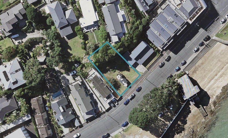 23 King Edward Parade, Devonport, Auckland - Carousel 1