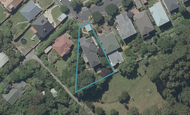14 Grandview Crescent, Opoho, Dunedin - Carousel 1
