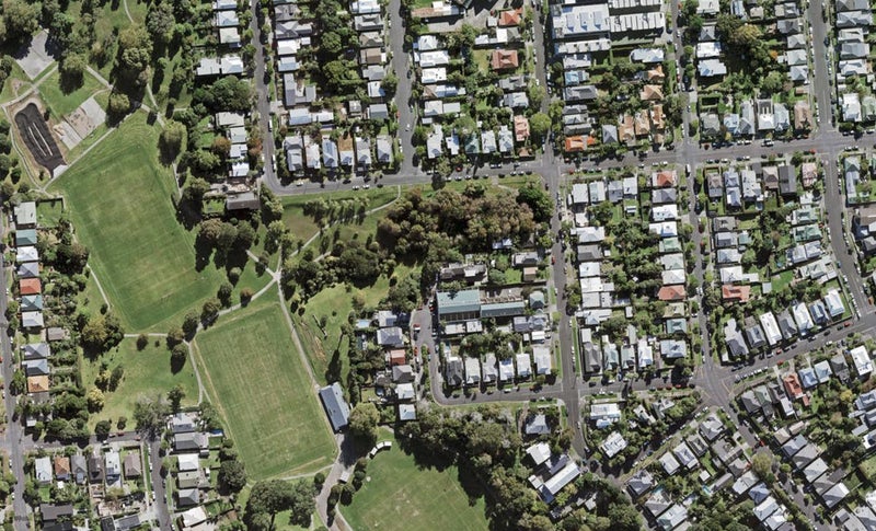 2/9 Wallingford Street, Grey Lynn, Auckland - Carousel 1