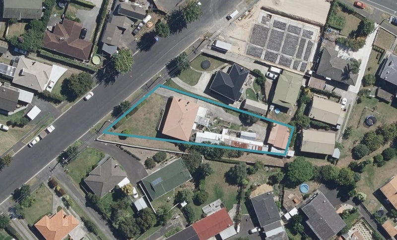 5 Storey Avenue, Forest Lake, Hamilton - Carousel 1