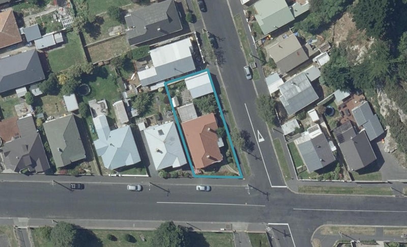 33 Ravelston Street, Saint Kilda, Dunedin - Carousel 1
