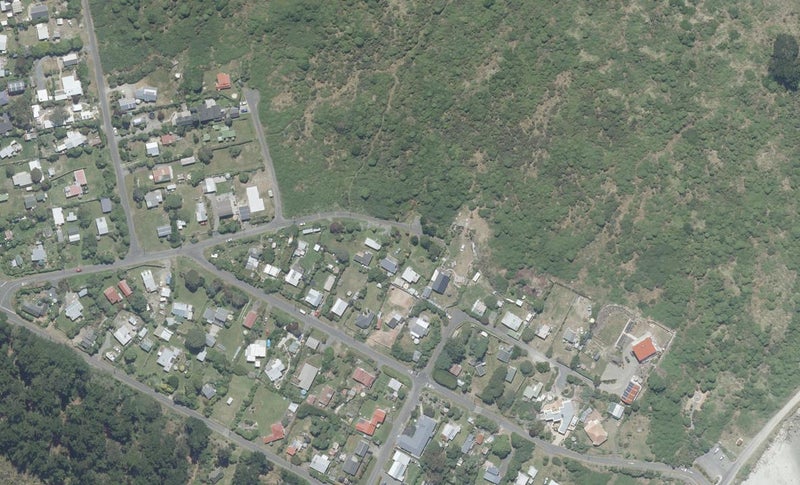 14 Poto Street, Aramoana, Port Chalmers - Carousel 1