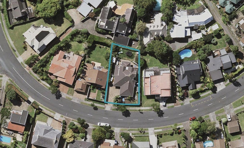 82 Panapa Drive, Saint Johns, Auckland - Carousel 1