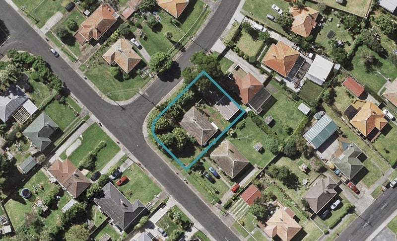 29 Alamein Road, Panmure, Auckland - Carousel 1