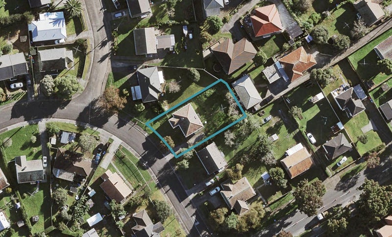 52 Hargest Terrace, Mount Albert, Auckland - Carousel 1