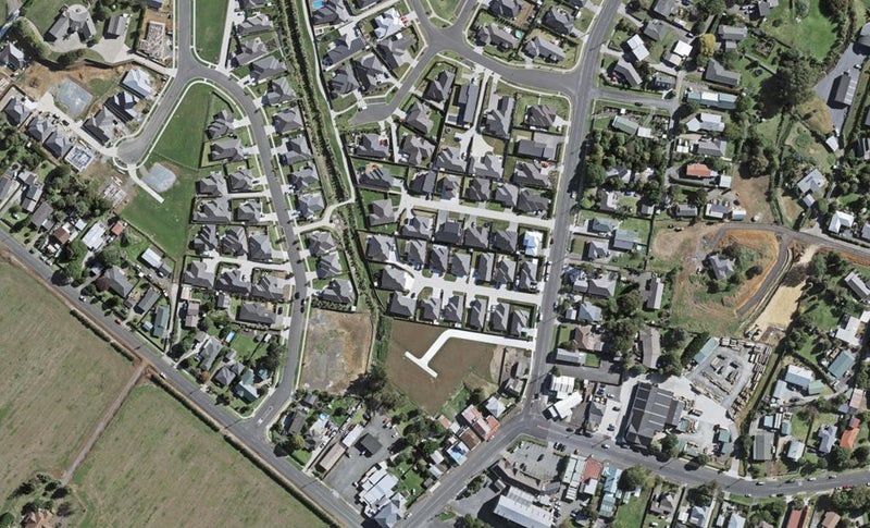 10 Patu Way, Patumahoe, Pukekohe - Carousel 1