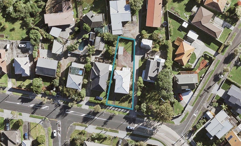 82 New Windsor Road, New Windsor, Auckland - Carousel 1